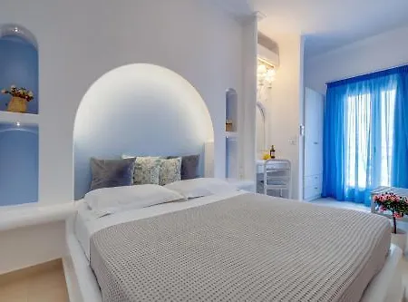 Summer Dream Kamari (Santorini)